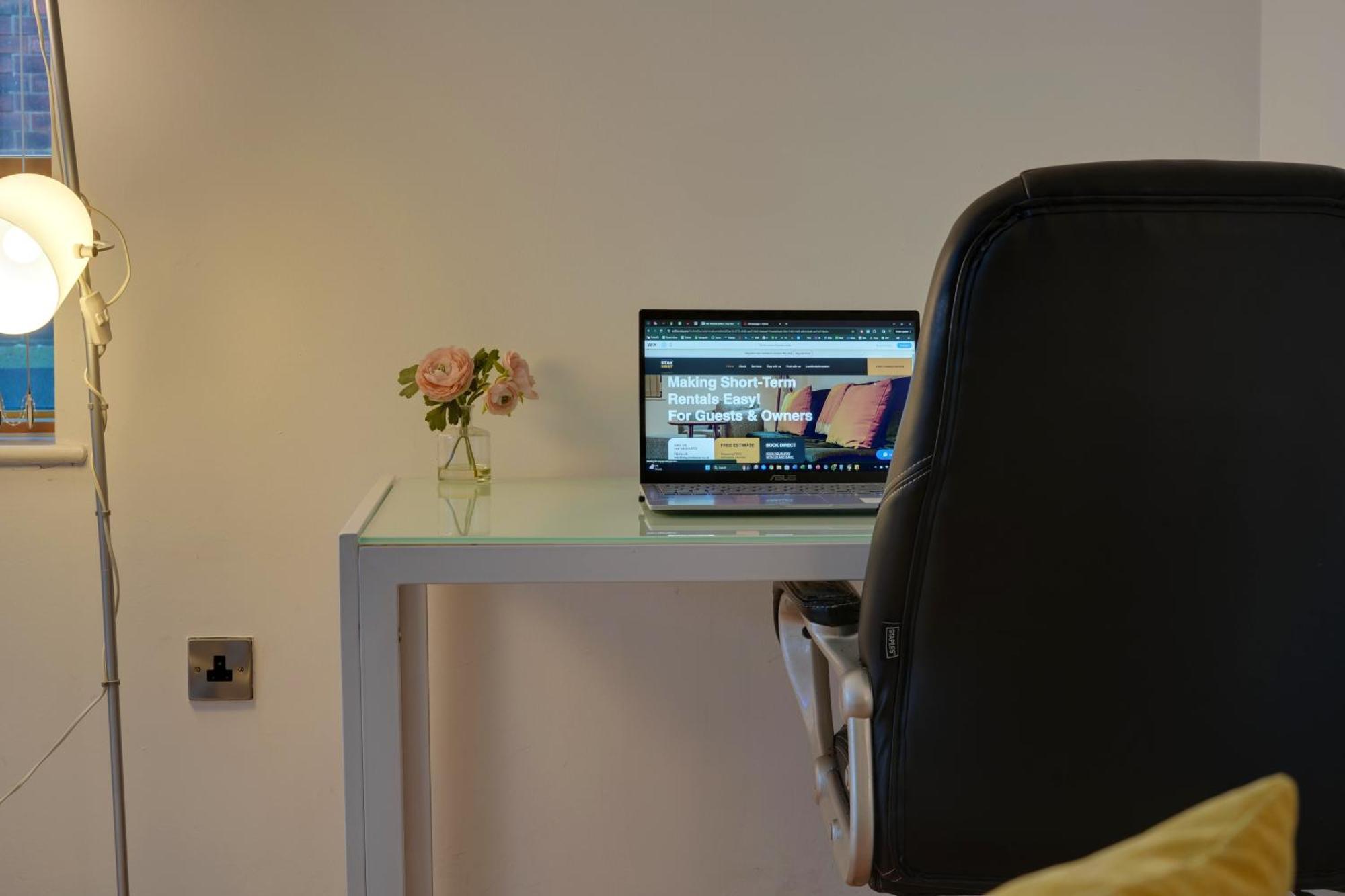 Stylish 2 Bed Apt 18 - City Centre, Free Parking, Espresso Machine & Netflix - Hosted By Stay Host Save Sheffield Eksteriør bilde