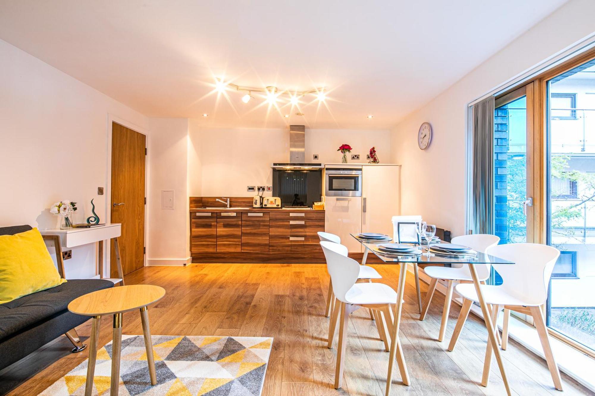 Stylish 2 Bed Apt 18 - City Centre, Free Parking, Espresso Machine & Netflix - Hosted By Stay Host Save Sheffield Eksteriør bilde
