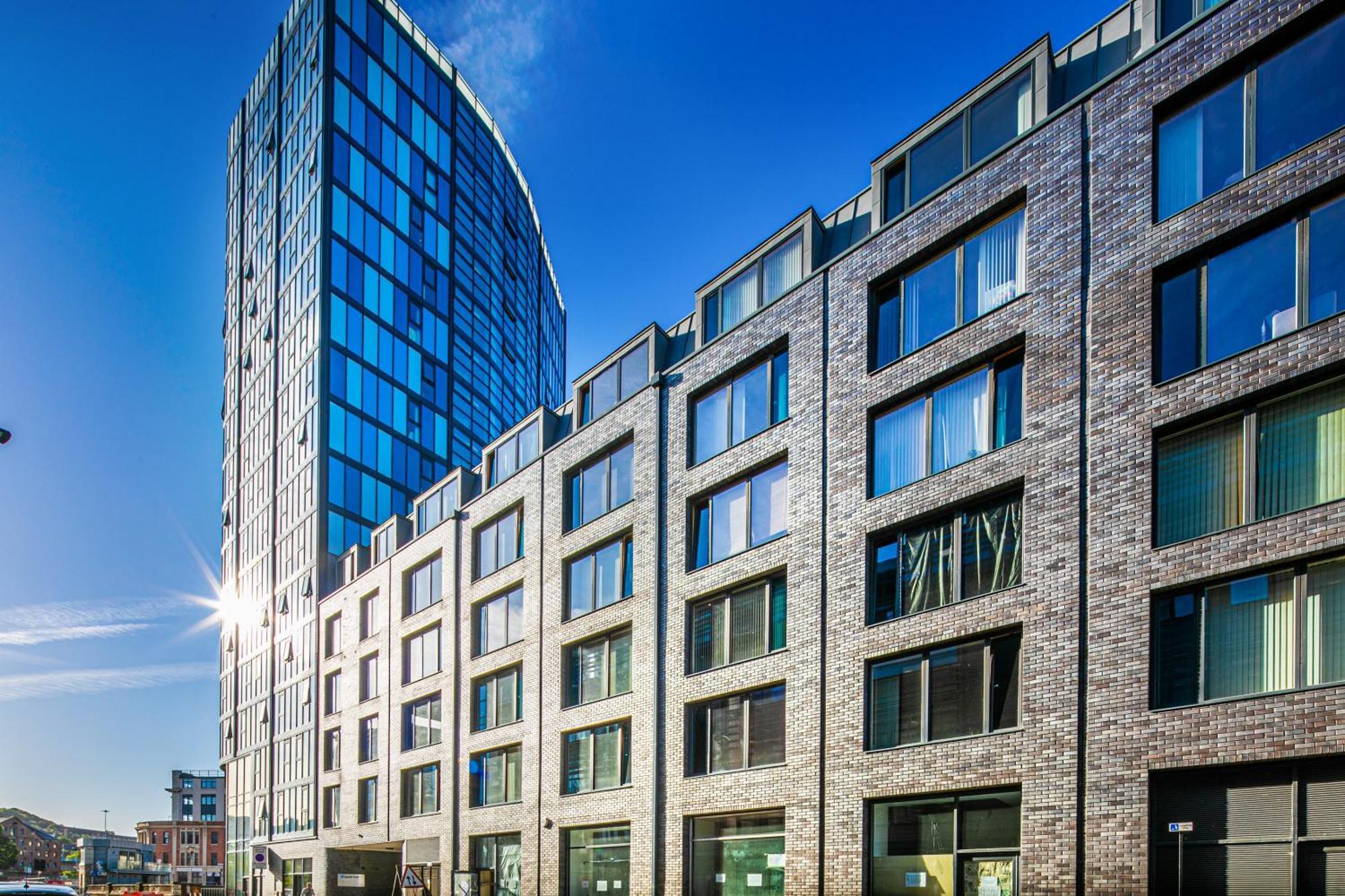 Stylish 2 Bed Apt 18 - City Centre, Free Parking, Espresso Machine & Netflix - Hosted By Stay Host Save Sheffield Eksteriør bilde